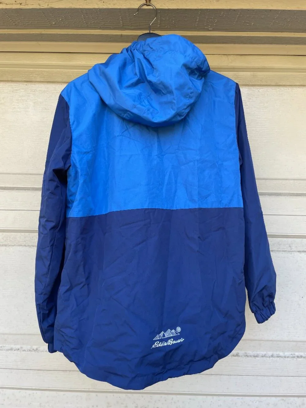 NWT Eddie Bauer Youth L 14/16 Blue Hooded Jacket Rain Coat Lightweight Gorpcore